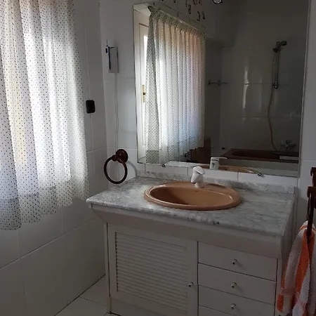 Chalet Con Vistas Al Mar En El Centro De Luanco بيت للعطل *